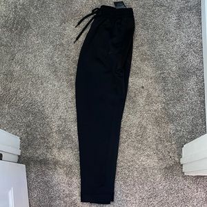 Brand new Nike Therma Flex basketball joggers